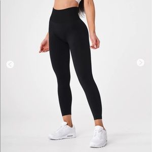 NVGTN leggings